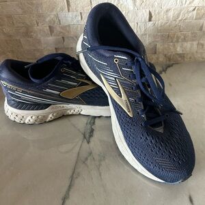 Brooks GTS 19 Men’s Running Shoe